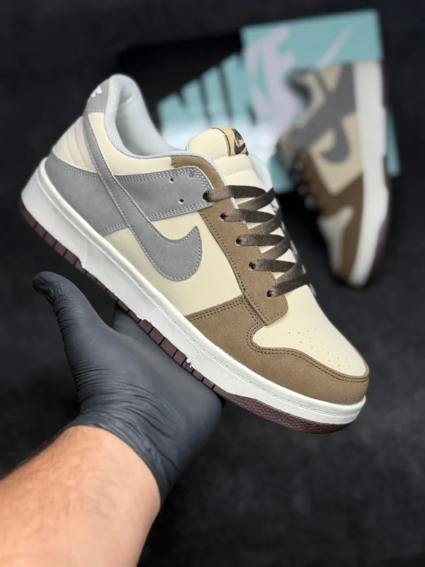 Nike - shoes - Image 2