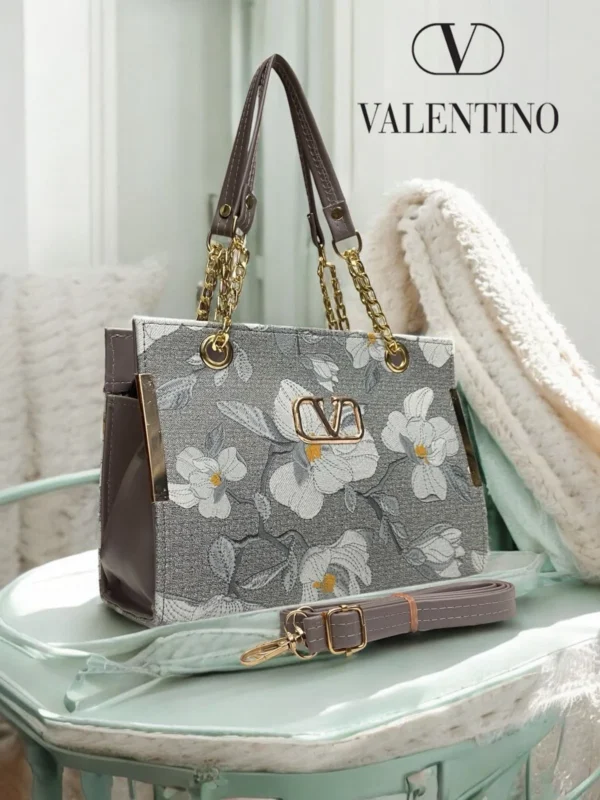 VALENTINO - Image 4