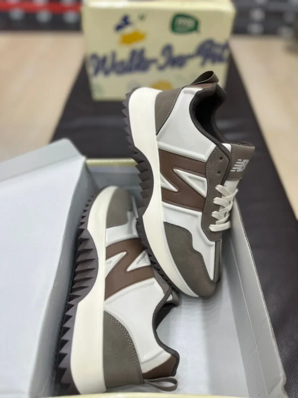New Balance - Image 4